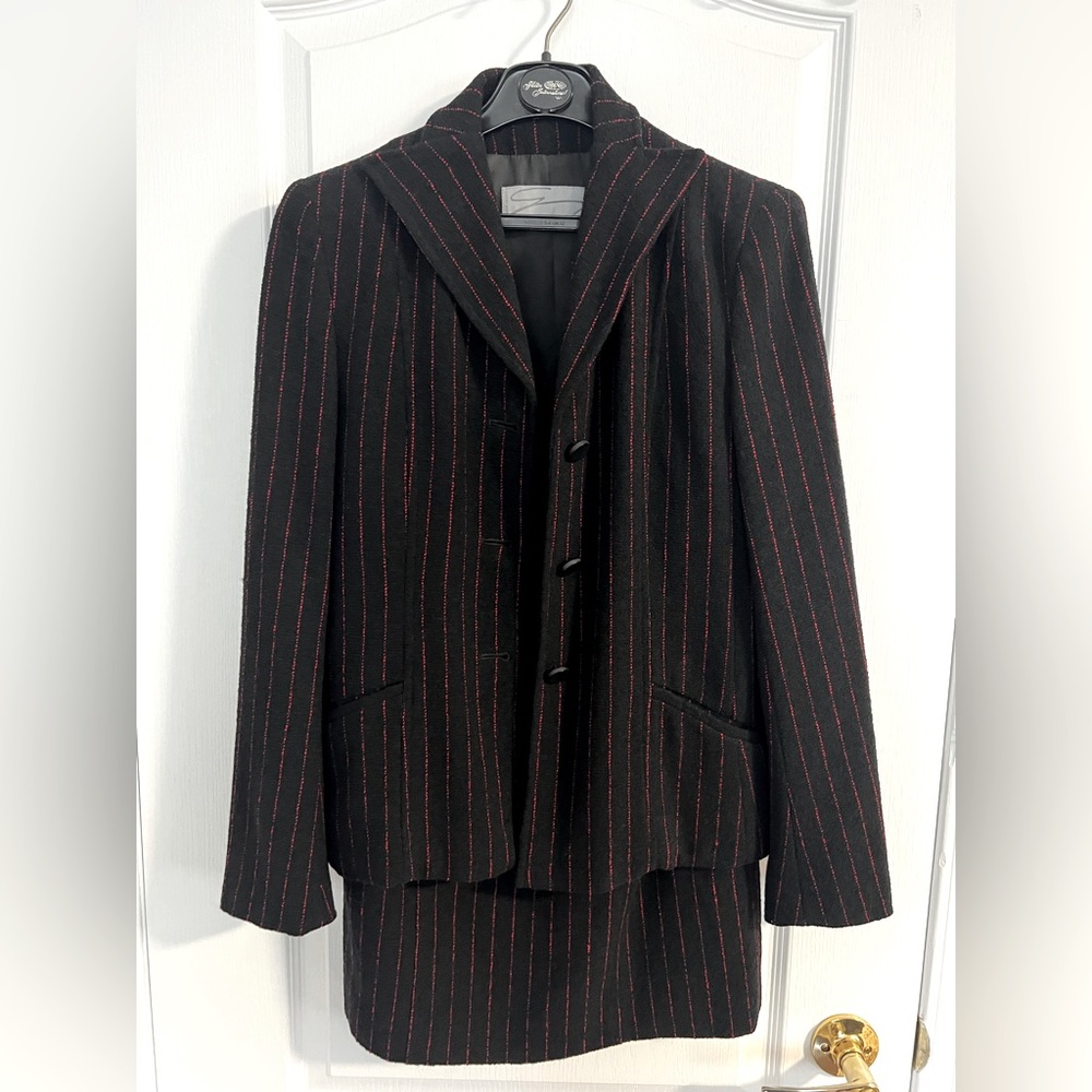 Jacket and skirt set red and black striped